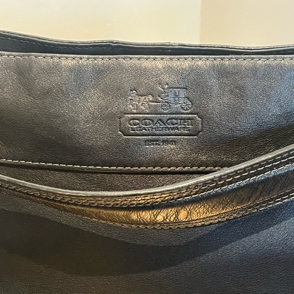 Coach Zoe Hobo Black Leather Bag | Purse | Satchel - Picture 6 of 13